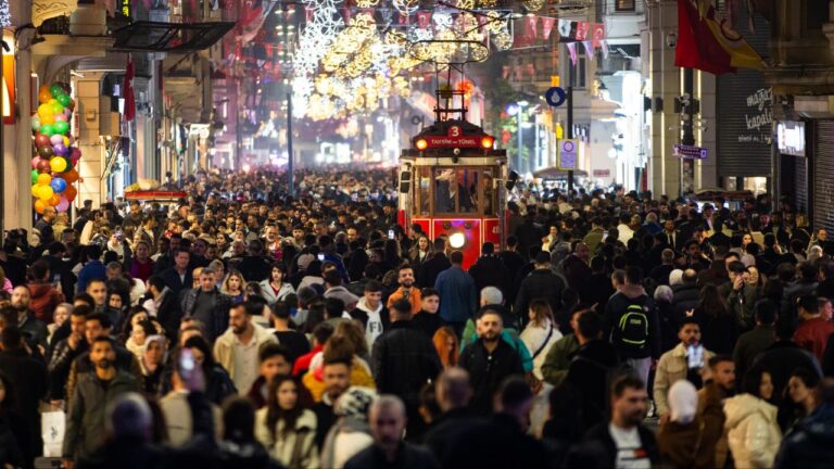 Normal olmak ne demek?